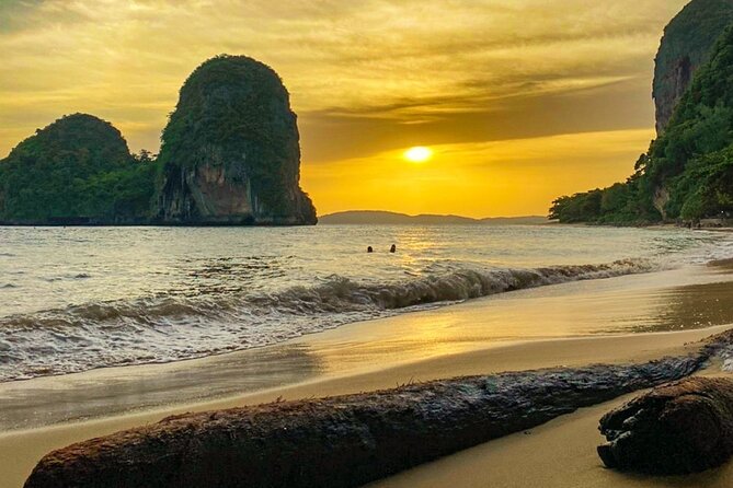 7 Island sunset tour by Speedboat | Catamaran plus BBQ & Plankton - An afternoon route that builds toward sunset
