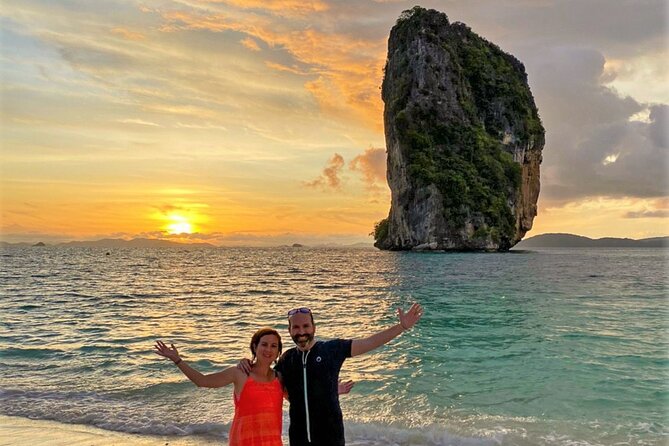 7 Island sunset tour by Speedboat | Catamaran plus BBQ & Plankton - Railay Beach after dark and the plankton question