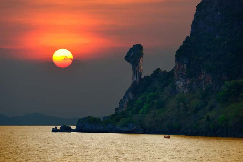 7 Islands sunset tour plus bioluminescent plankton + BBQ - Tup Island: sandbar, walking, and a tide-dependent view