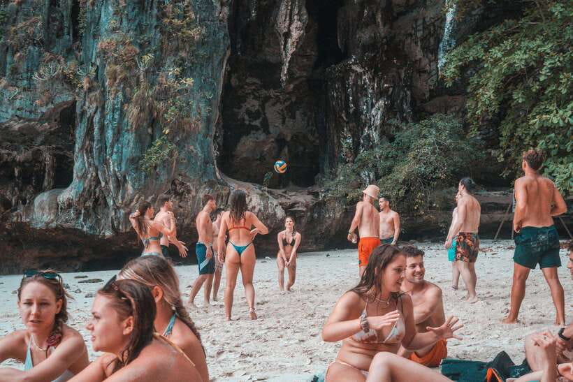 Ao Nang: 4 Island Awesomeness Adventure - Poda Island for another swim