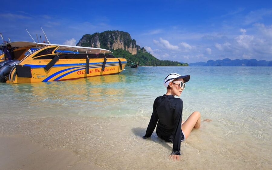 Ao Nang: 4 Islands Day Tour by Speedboat or Longtail Boat - Four islands, one useful half-day