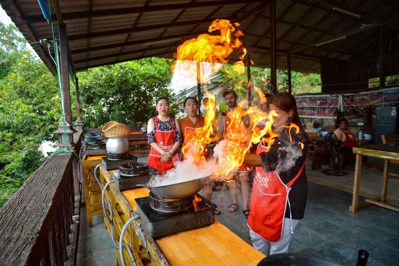 Ao Nang: Half-Day Thai Cooking Class Krabi Province - Pick your dishes with the session menu in mind