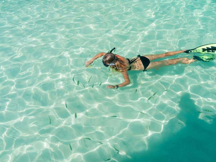 Ao Nang: Island-Hopping Snorkel Tour w/ Amazing Hong Island - Deang Island starts the day in the water