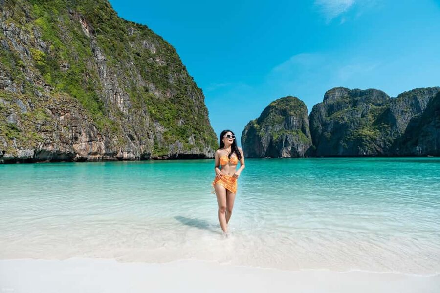 Ao Nang: Phi Phi Islands Speedboat or Catamaran Tour One day - A long island circuit in seven hours
