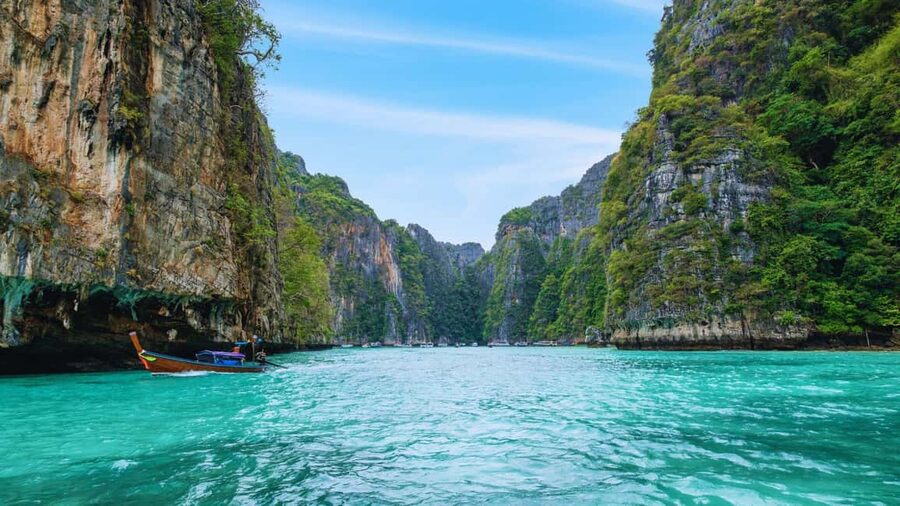 Ao Nang: Phi Phi Islands Speedboat or Catamaran Tour One day - Pileh Lagoon and Viking Cave are quick water stops