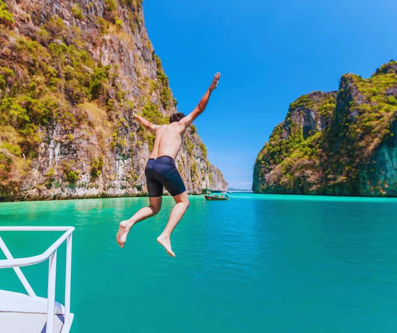 Ao Nang: Phi Phi Islands Speedboat or Catamaran Tour One day - Pack for sun, salt water and a quick change