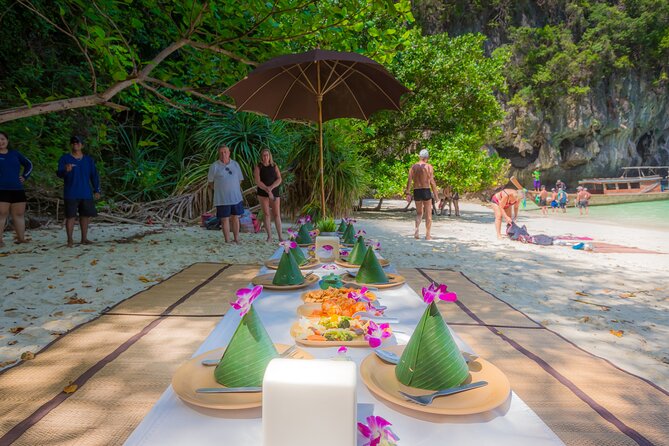 ECO Premium Island Hopping to Hong Island Tour by Longtail Boat - Hong Islands and the lagoon
