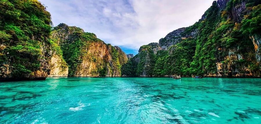 From Krabi: Phi Phi Islands Speedboat Day Tour - Bamboo Island: the final swim