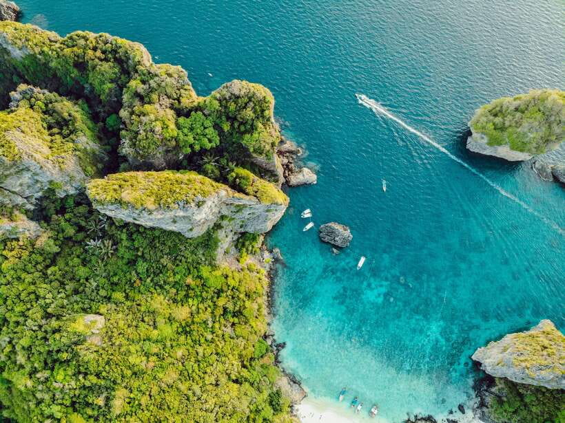 From Phi Phi: Full Day by Longtail Boat with Sunset - Sunset and the return to Tonsai Bay