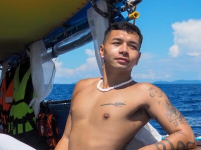 From Phi Phi: Full Day Longtail Tour Maya Bay & Snorkeling