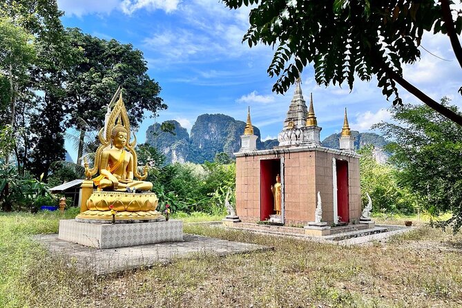 Guided Mountain Biking - Grand Tour - Trails of Ao Nang - Local lunch, snacks and water keep the ride manageable