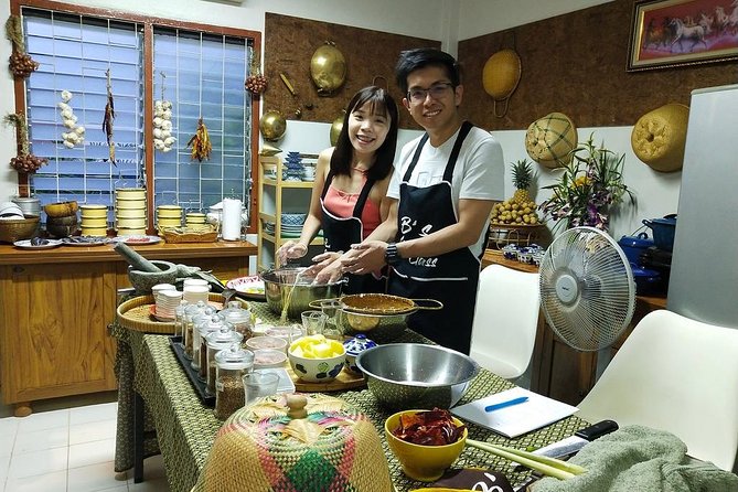 Home Style Family class with fruit carving and market tour - Who will get the most from this class?