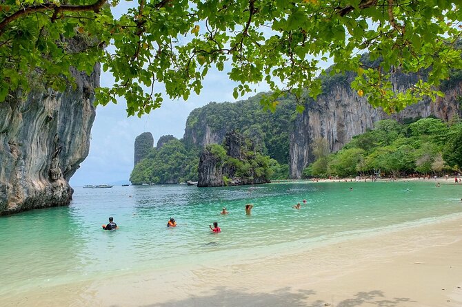 Hong Islands One Day Tour From Krabi - The 360-degree viewpoint: the climb is part of the deal
