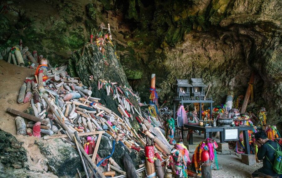 Krabi: 4 Islands & Krabi's Separated Sea Longtail Boat Tour - Is the $25 price good value?