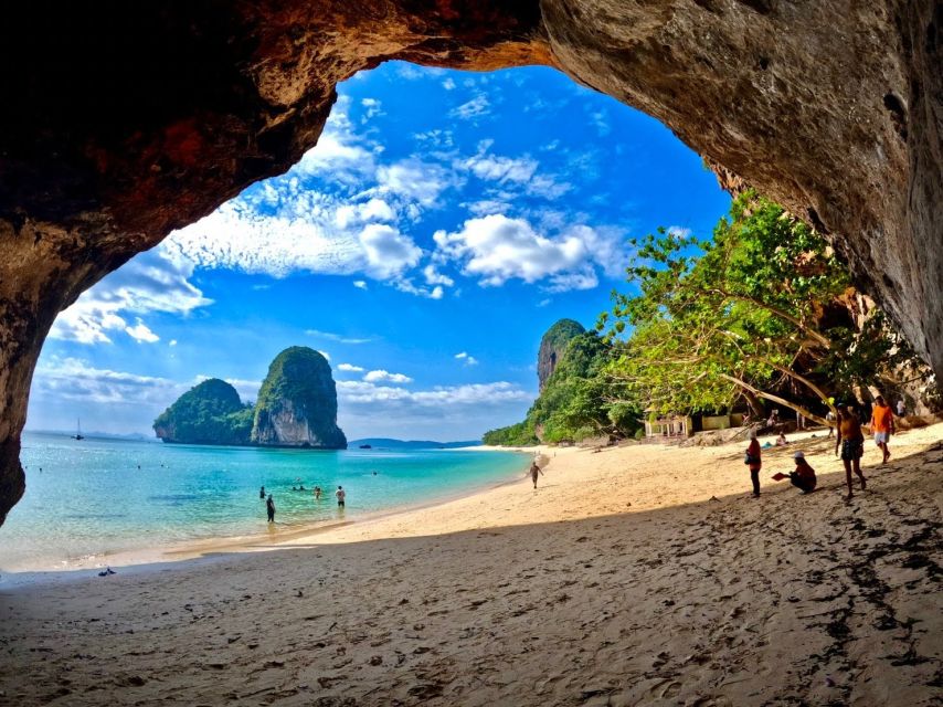 Krabi: 4 Islands Tour by Longtail Boat & Thai Buffet Lunch - Tub, Mor, and the tide-shaped sandbar