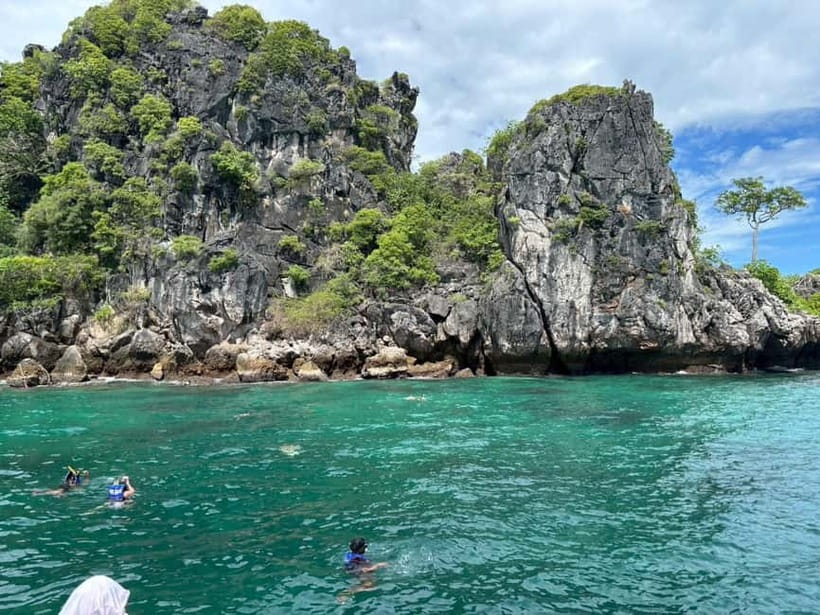 Krabi: 7 Islands Sunset by Longtail Boat with Snorkeling - Chicken Island is a quick photo stop