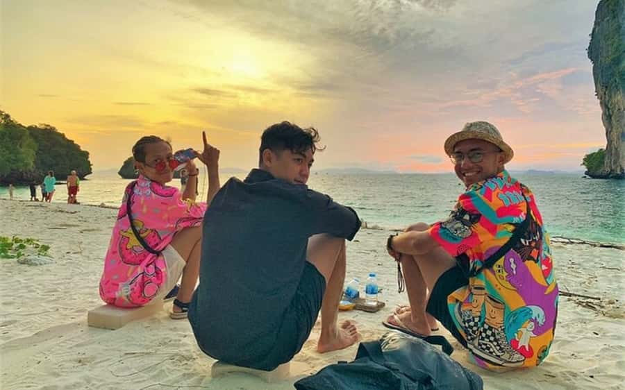 Krabi: Bioluminescent Plankton, Snorkeling & Sunset Tour - Poda Island, dinner and the sunset
