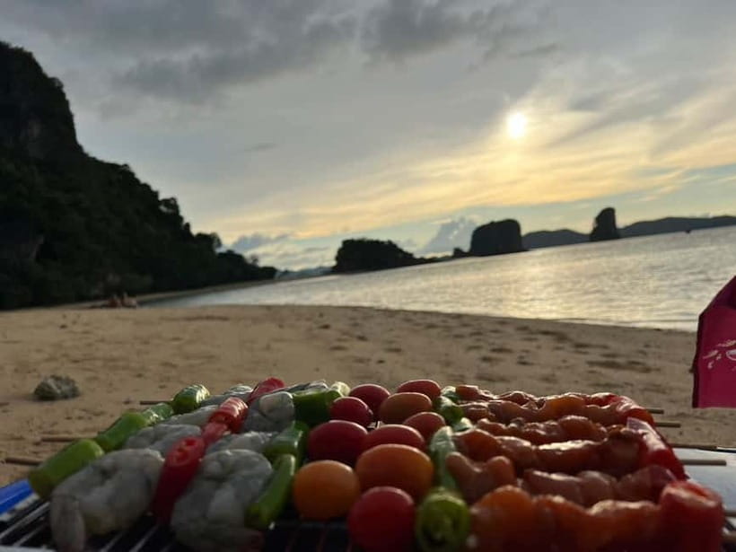 Krabi: Hong Island Sunset and BBQ Dinner Tour - From Krabi hotel pickup to Hong Island