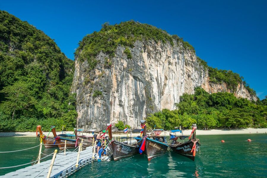 Krabi: Hong Islands Snorkeling with Lunch by Longtail Boat - Beach lunch makes the middle of the day easy