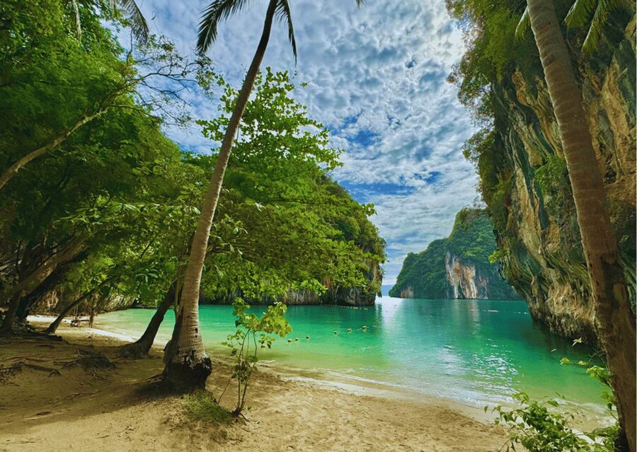 Krabi: Hong Islands Sunset, Bioluminescent Plankton and BBQ - Ko Pak Bia: sunset, BBQ, and the longest stop