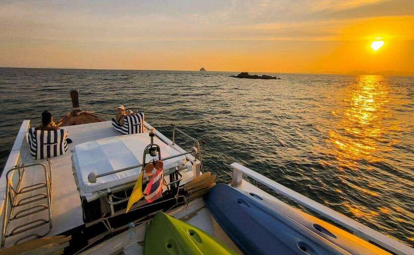 Krabi: Koh Hong Small Group Tour by Luxury Longtail Boat - Crew, group size, and the feel aboard