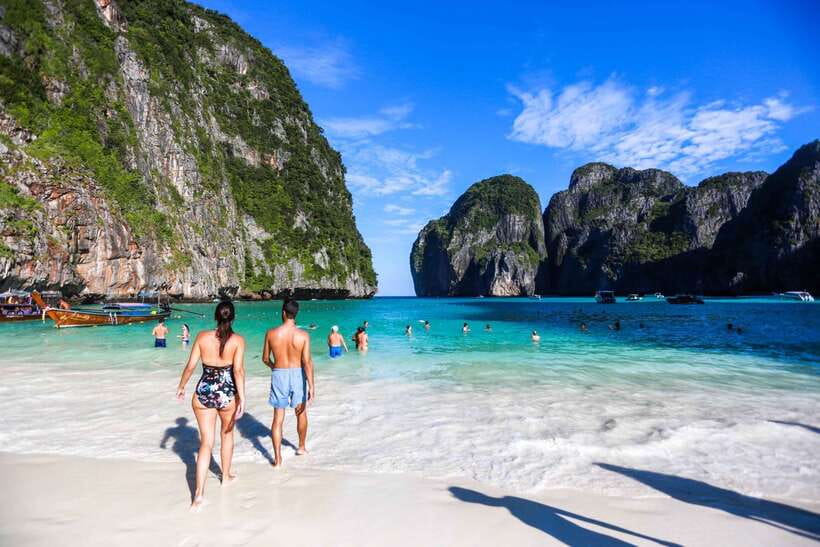 Krabi: Phi Phi Islands Speedboat Tour with Buffet Lunch - Pileh Lagoon from the water