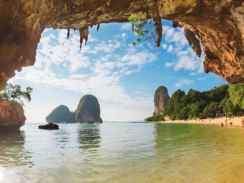 Krabi: Railay Phra Nang & Diamond Cave Sunset Plankton Tour - A sunset tour with a glowing finish