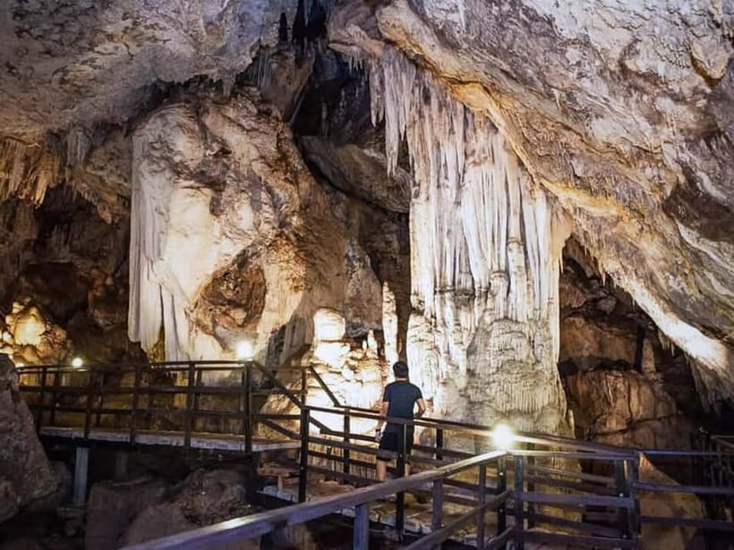 Krabi: Railay Phra Nang & Diamond Cave Sunset Plankton Tour - Free time and sunset at Railay