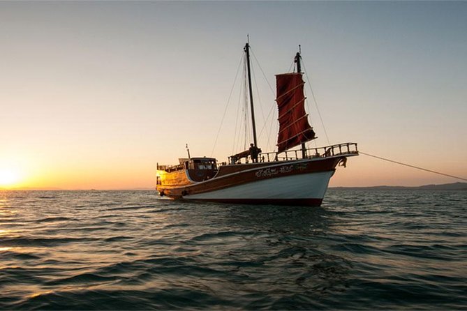 Krabi Romantic Sunset Cruise with BBQ Seafood Dinner by Krabi Sea Cruise - Railay and dinner aboard