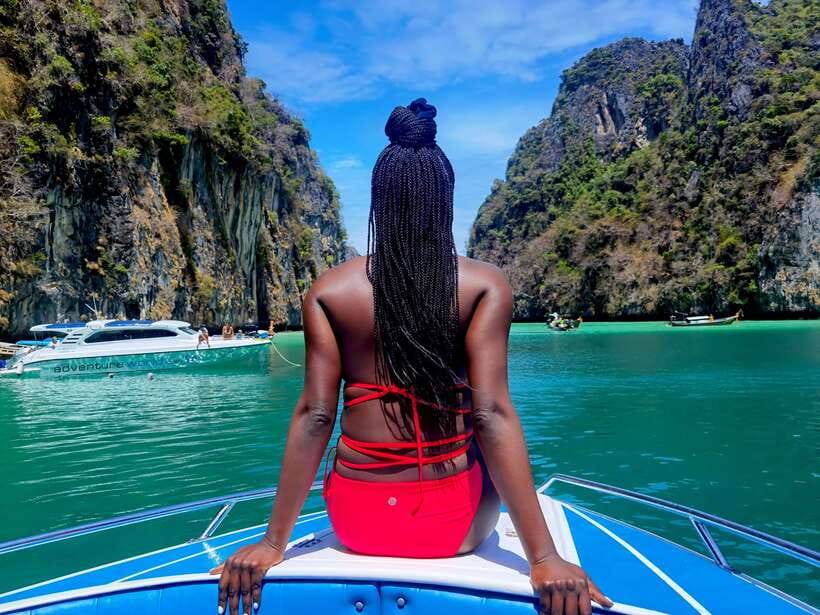 Phi Phi: Half-Day Tour with Maya Bay, Pileh Lagoon & Snorkel - A speedboat day built around the sea