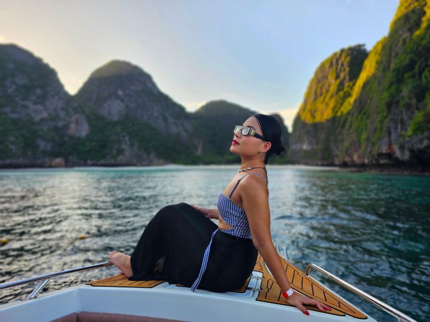 Phi Phi: Morning Speedboat Tour to Maya Bay with Snorkel - Snorkelling for reef fish and blacktip sharks