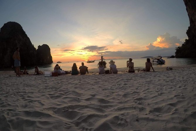 Private Phi Phi & 4 Islands Sunset Cruise by Speedboat - from Krabi - Poda, Tup and the approach to Railay