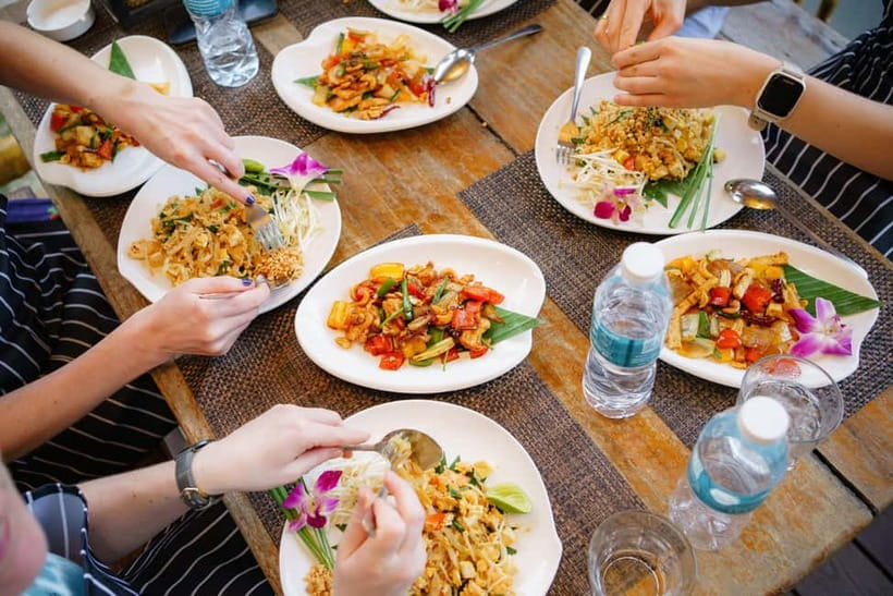 Railay: Hands-On Thai Cooking Class at Railay Beach - Choosing a morning, afternoon, or dinner session