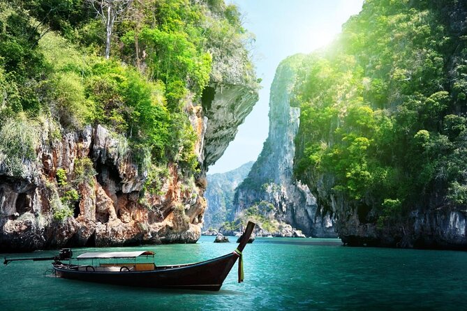 Rock Climbing at Railay Beach Krabi - At a glance