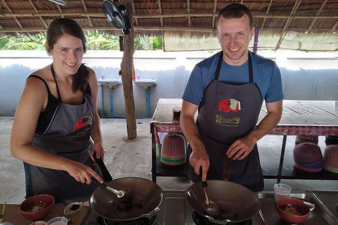 Smart Cook Thai Cookery School in Aonang, Krabi - Hotel pickup and getting to the school